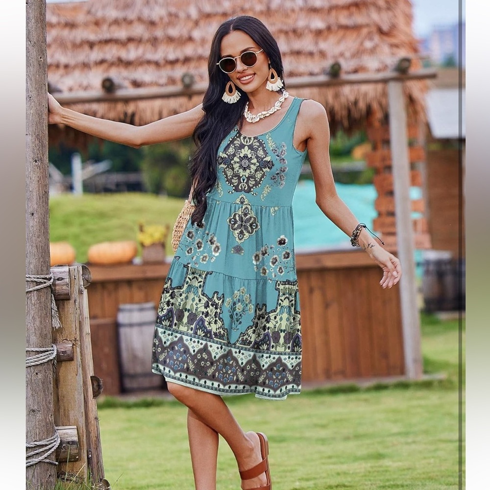 Bohemian Sleeveless Dress - Picture 3 of 8